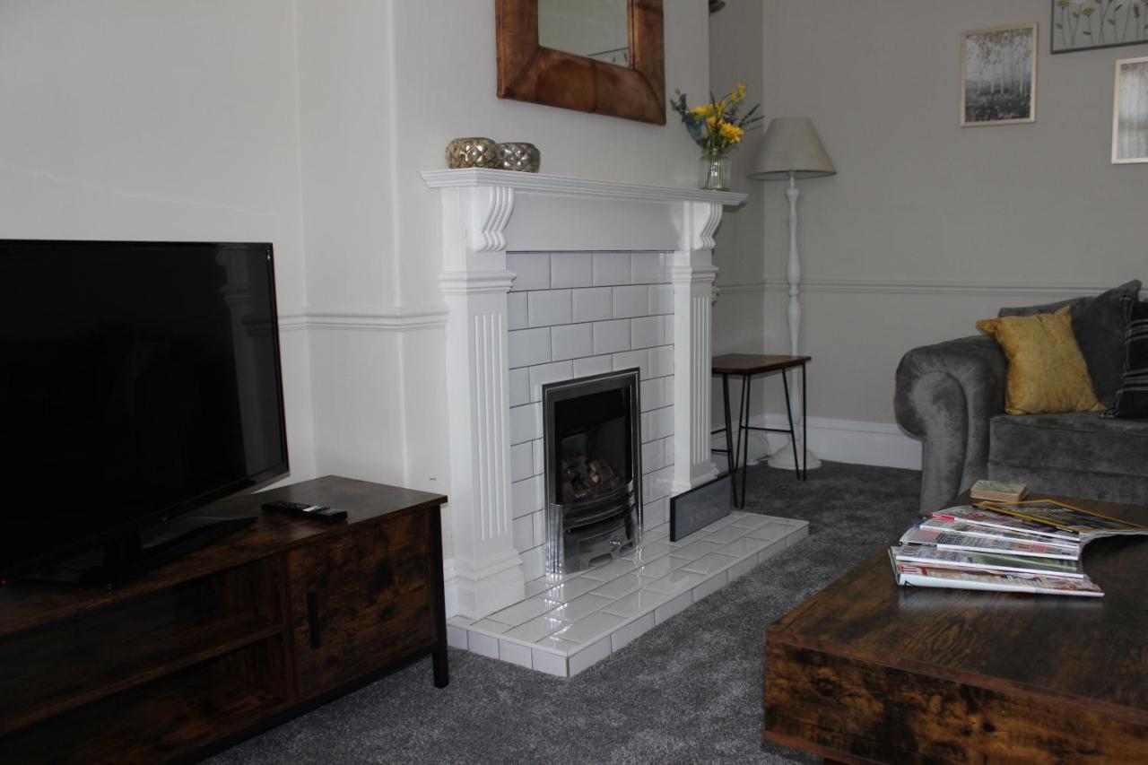 Holiday home The Hampton Beautiful 3 Bedroom House With Conservatory & Garden *